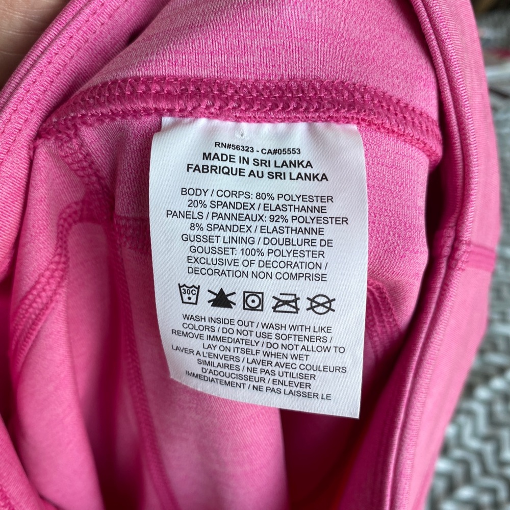 Nike - Picture 2 of 3